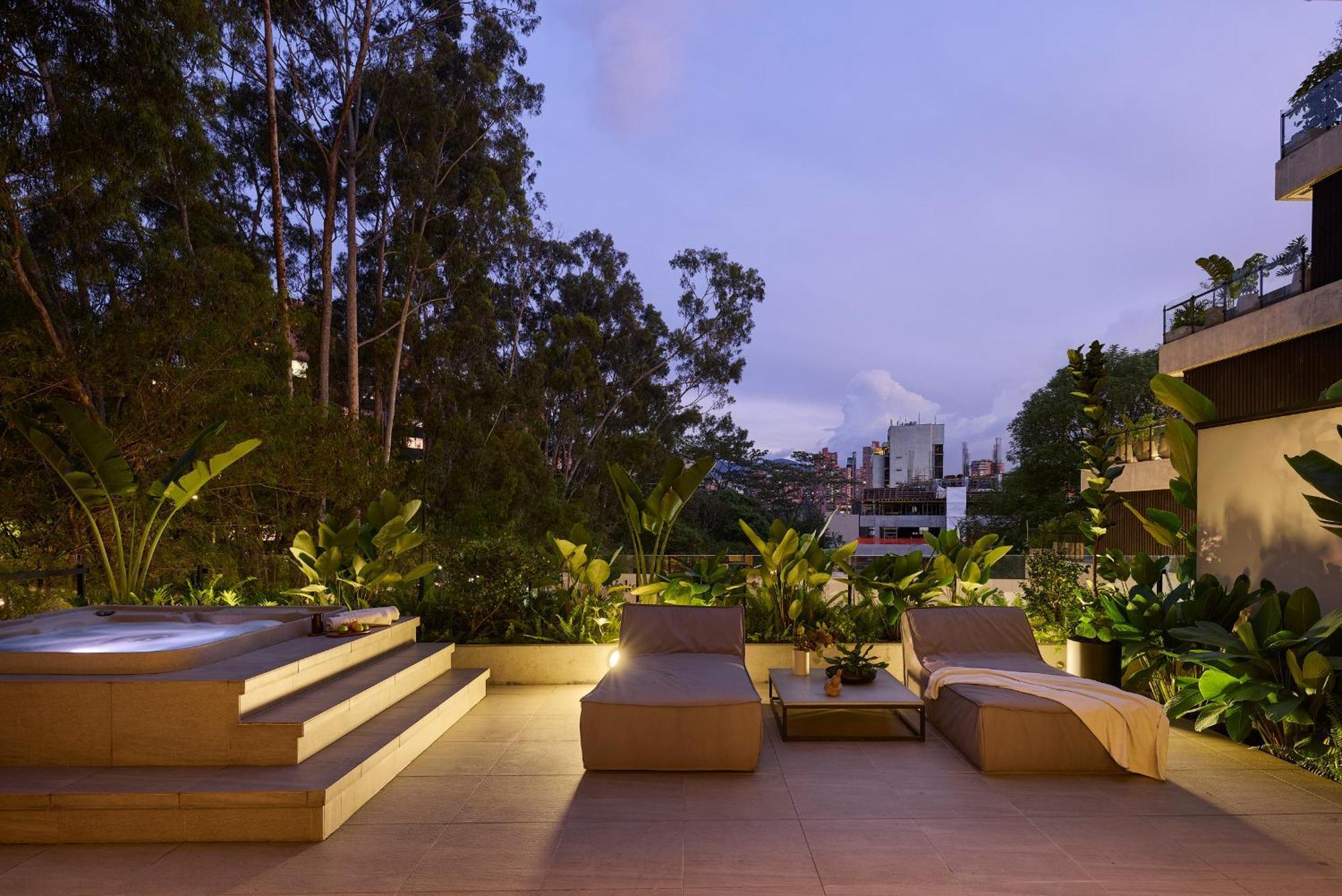 Wake Living Medellín Exterior foto